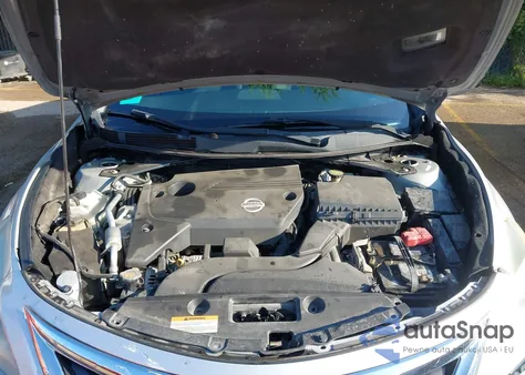 2015 Nissan Altima 2.5/2.5 S/2.5 Sl/2.5 Sv z USA, uszkodzony, nr VIN 1N4AL3AP5FN881904